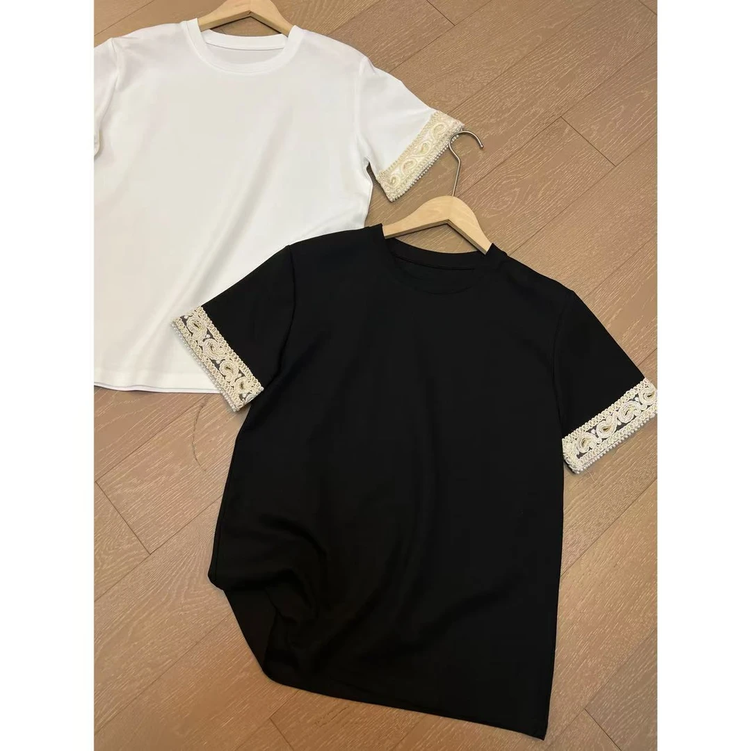 JOJO/玖了个玖 2025春 立体贴布绣串珠拼接圆领短袖T恤 2502C261