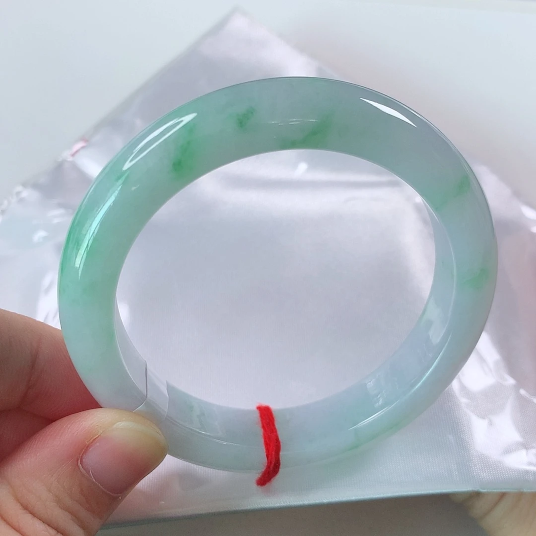 未镶嵌手镯翡翠养***亮