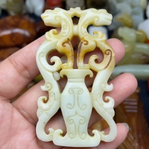 颈饰未镶嵌和田玉40