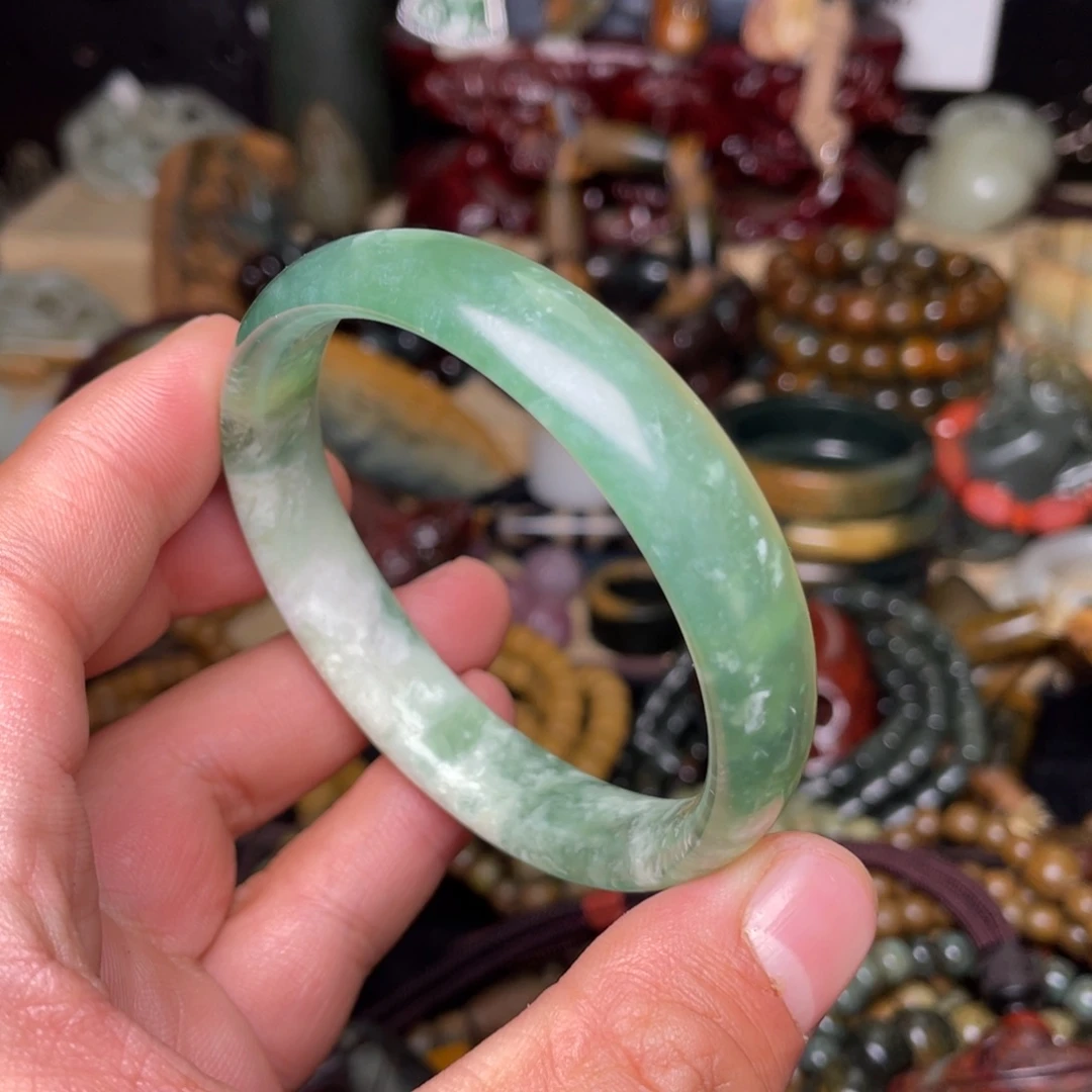岫玉未镶嵌颈饰卡59