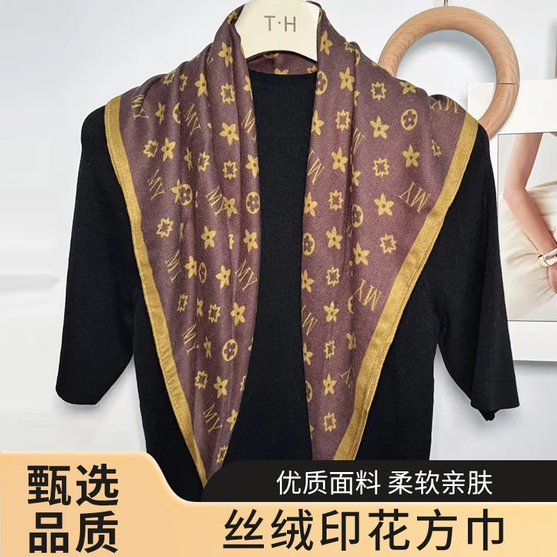 新款时尚拼色气质百搭丝绒手感方巾丝绒印花方巾