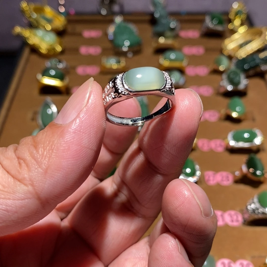 和田玉（碧玉）未镶嵌戒指