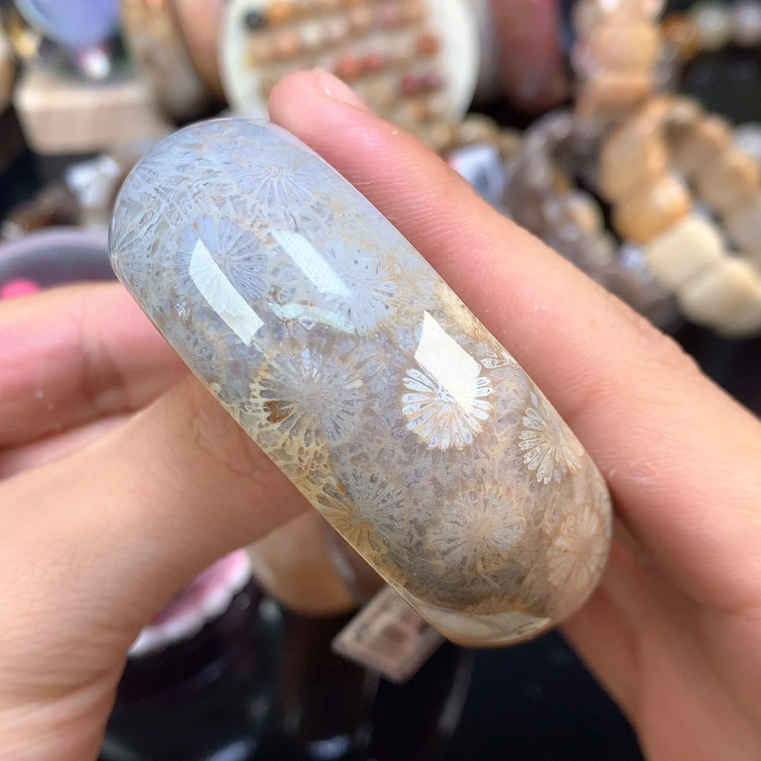 【闪购商品】颈饰未镶嵌硅化珊瑚（珊瑚玉）64号52.7圈蓝心花带皮花