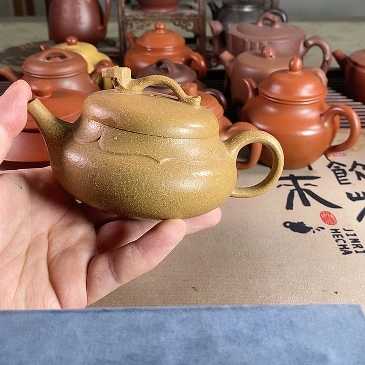 茶壶段泥紫砂的微瑕