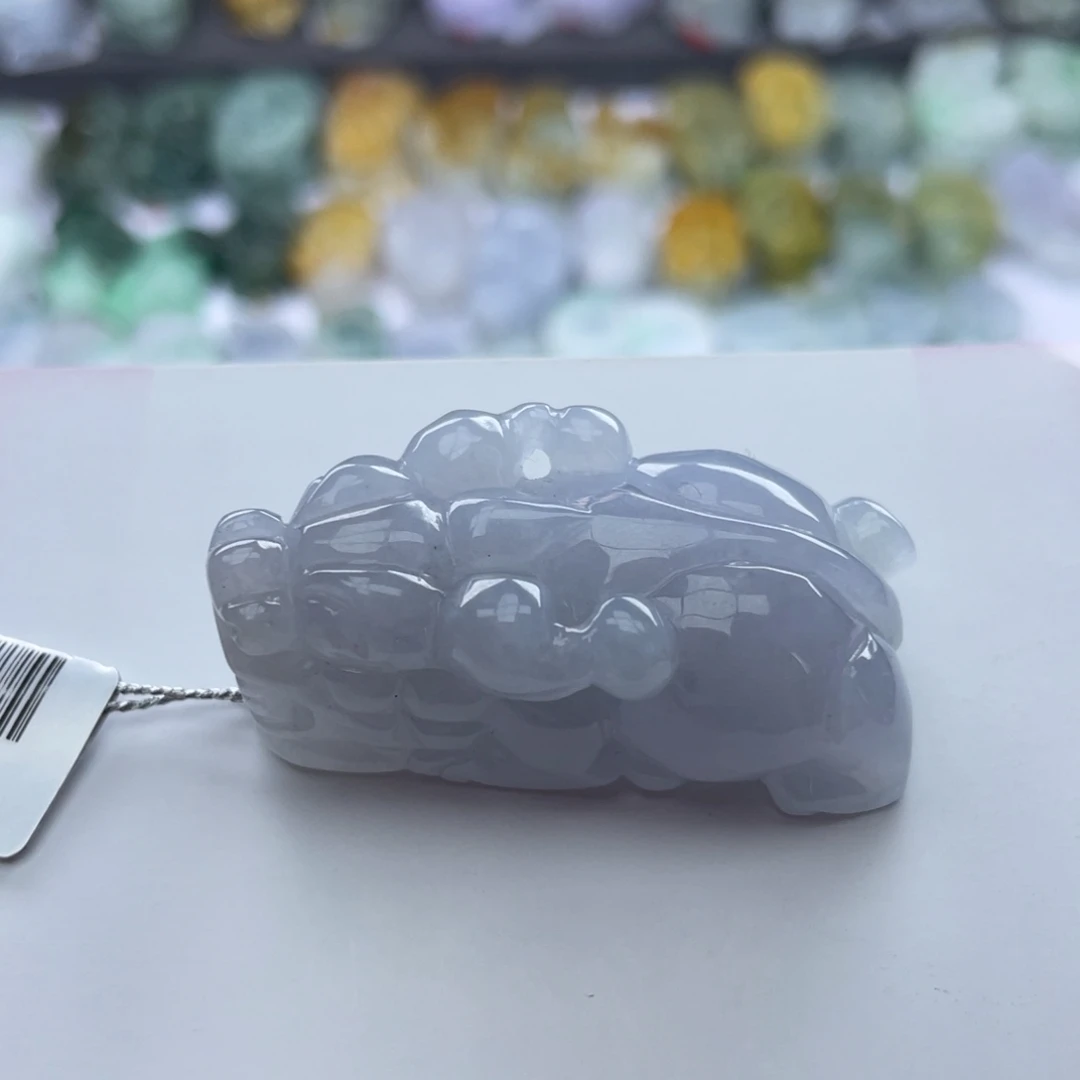 翡翠颈饰未镶嵌貔貅