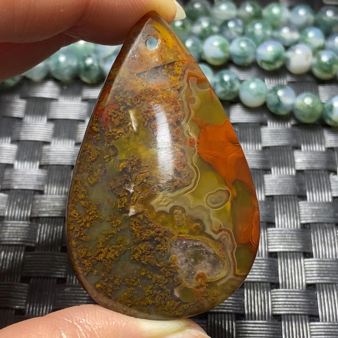 玛瑙/玉髓颈饰未镶嵌