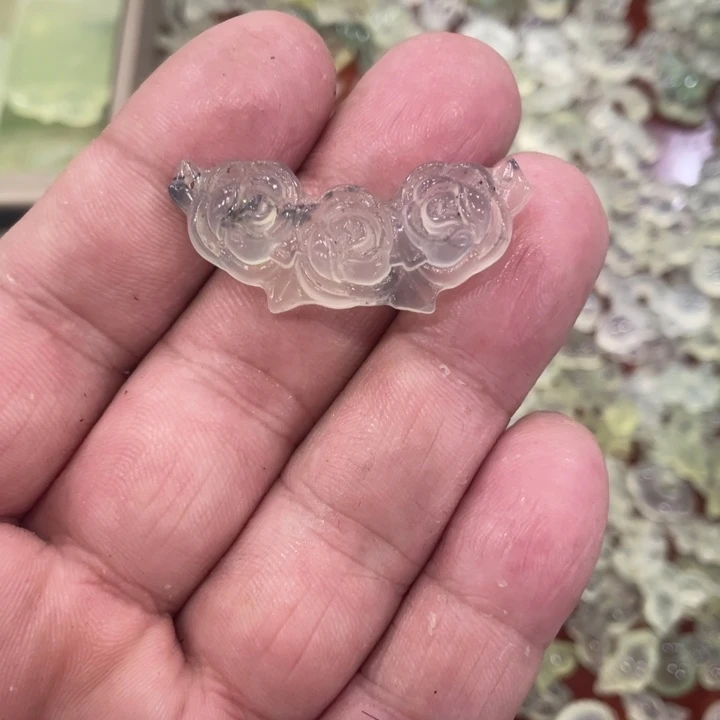 蛇纹石玉合金颈饰