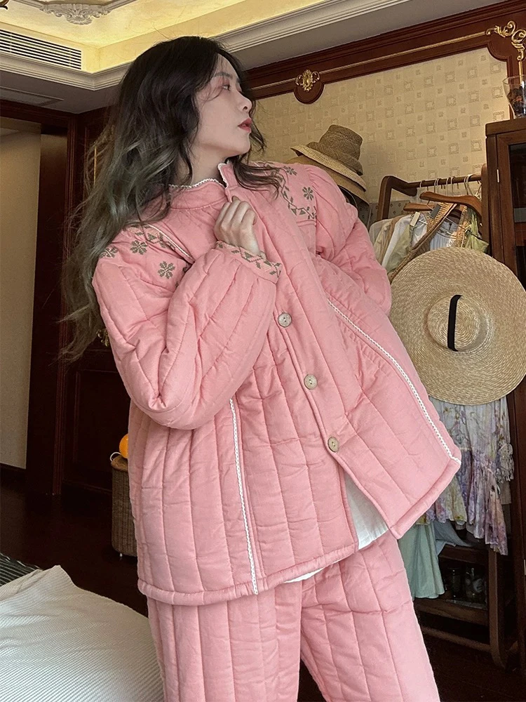 族马士 三层夹棉粉色刺绣睡衣家居服