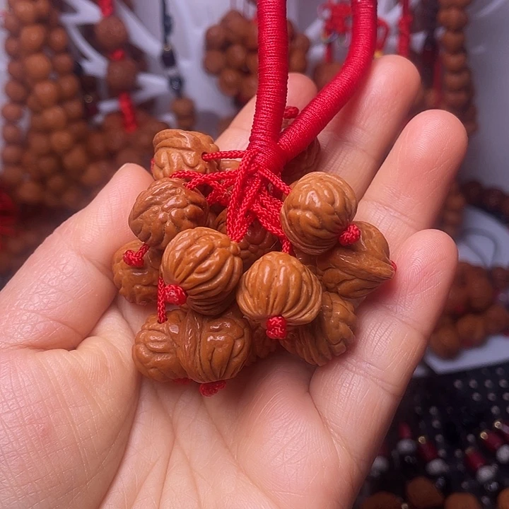 桃核吊坠龙纹桃枭