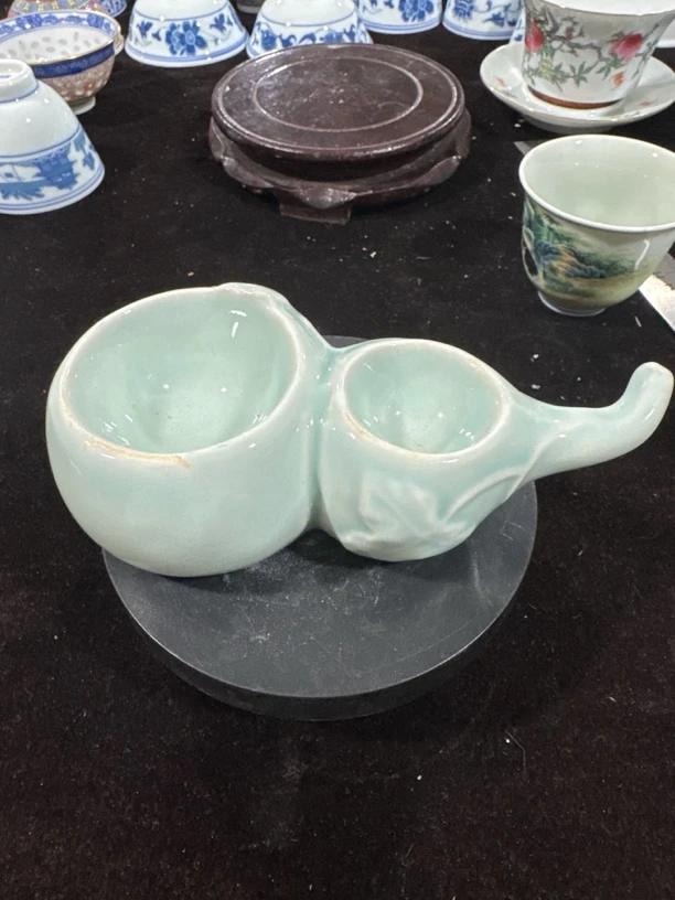 景德镇单色釉天青色文房类葫芦造型笔洗