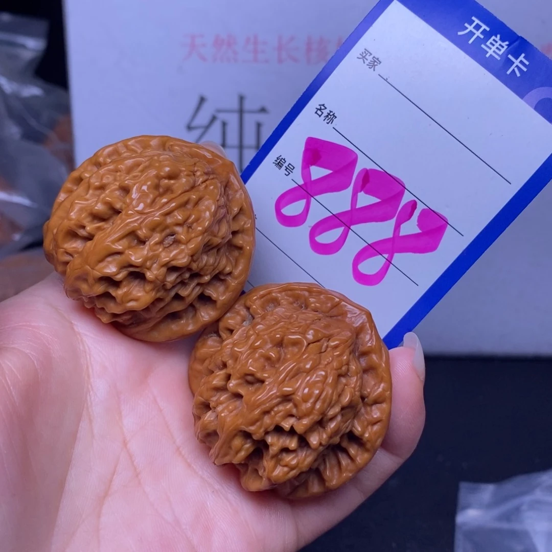 文玩核桃把件888/42盘龙虎头