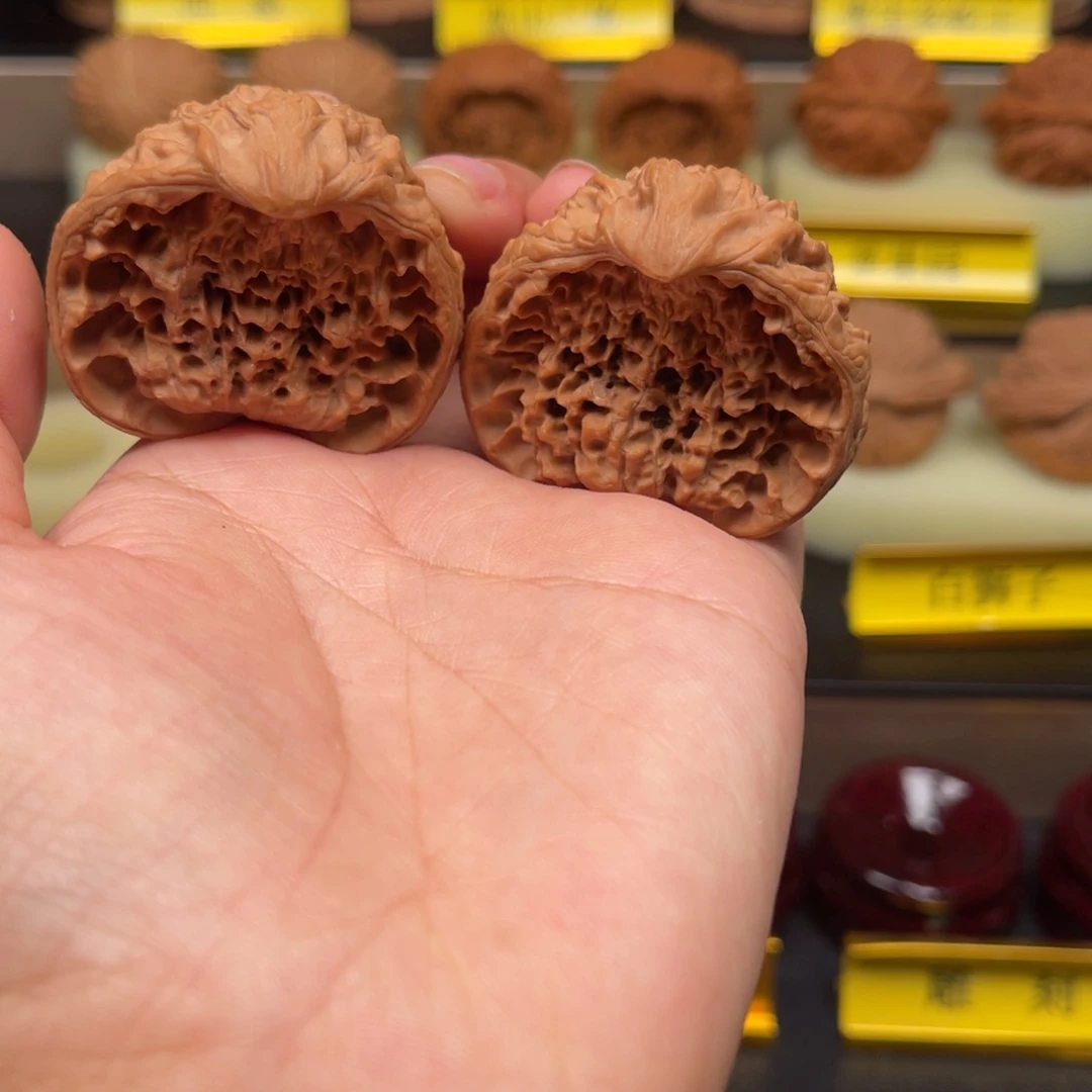 文玩核桃吊坠某*人蛇头42