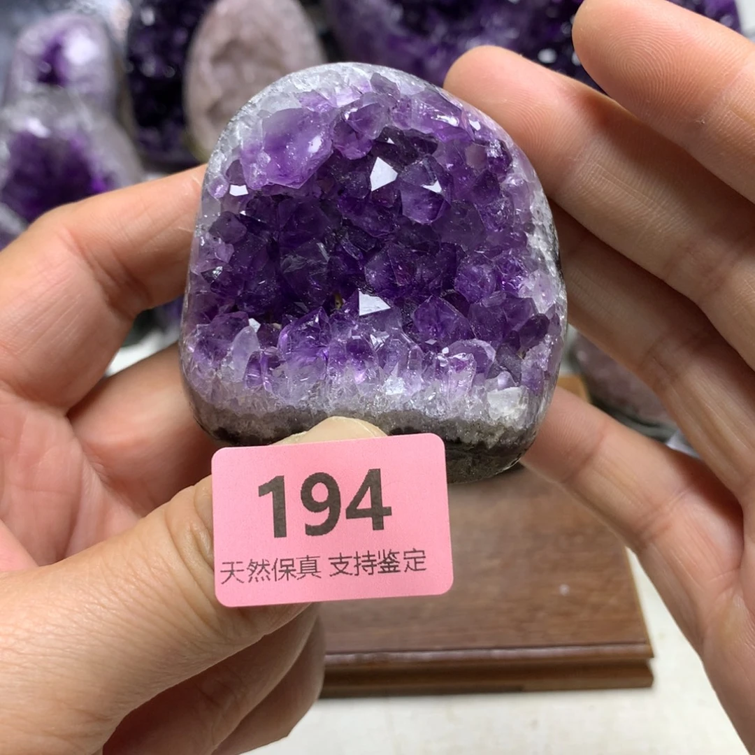 未镶嵌大型摆件（非配饰）水晶