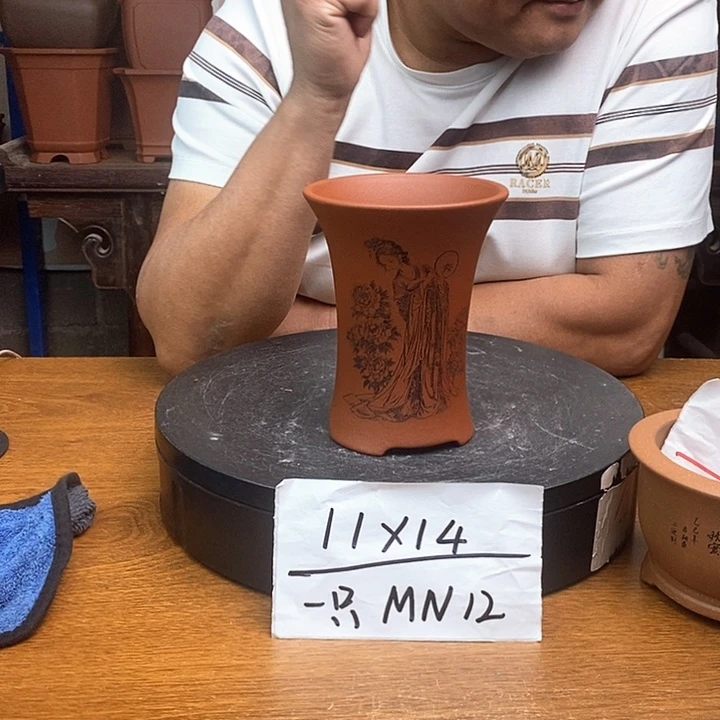 紫砂花盆货号一只MN12