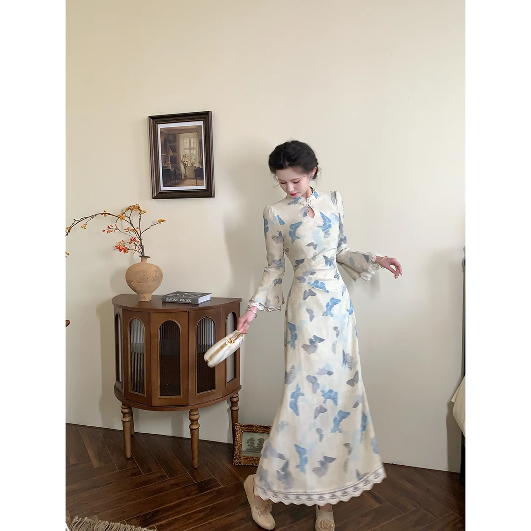 现货一生罗曼【蓝蝶一梦】新中式秋季女休闲气质设计感连衣裙L1528