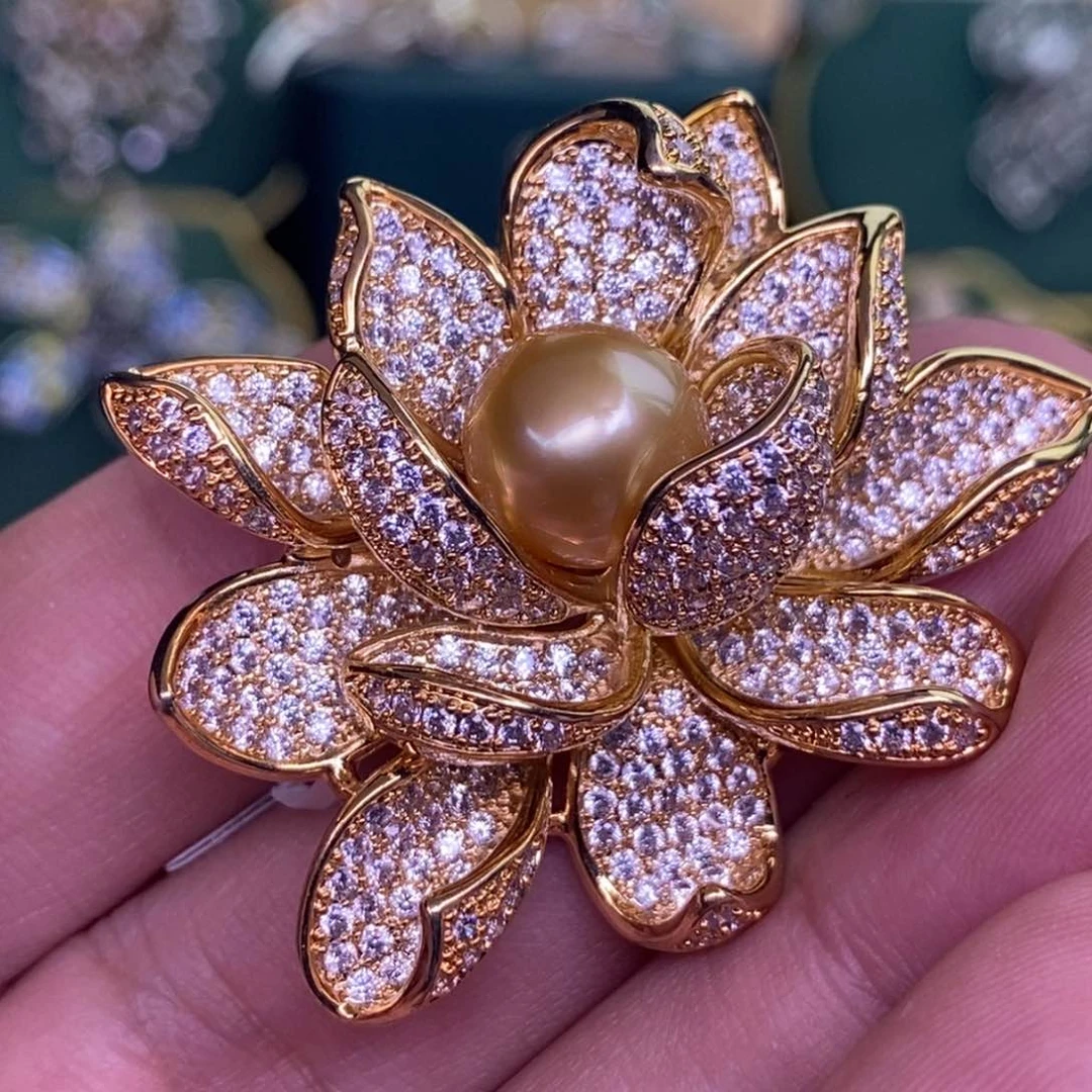 未镶嵌胸饰海水珍珠