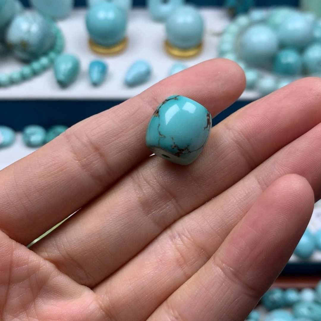 【闪购商品】未镶嵌绿松石珠宝奇石漫**人