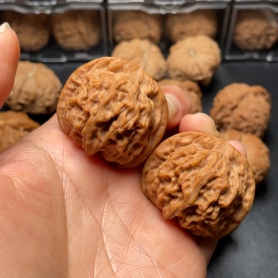 【闪购商品】把件文玩核桃天地……