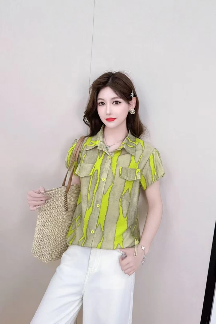 女士衬衫短袖2025新款夏季时尚洋气宽松显瘦百搭女装上衣条纹小衫