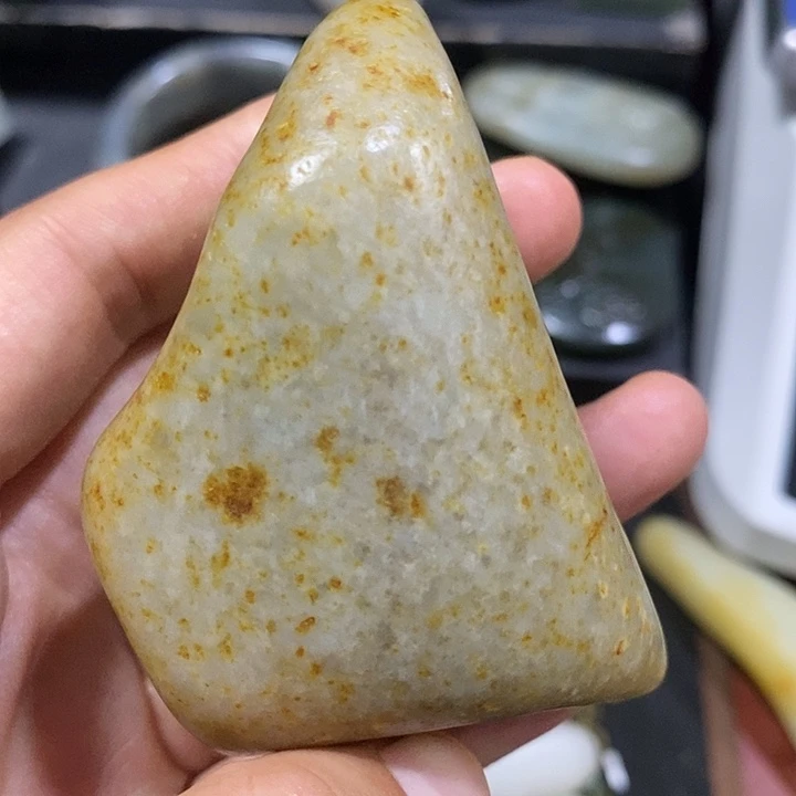 未镶嵌和田玉（糖玉）挂件
