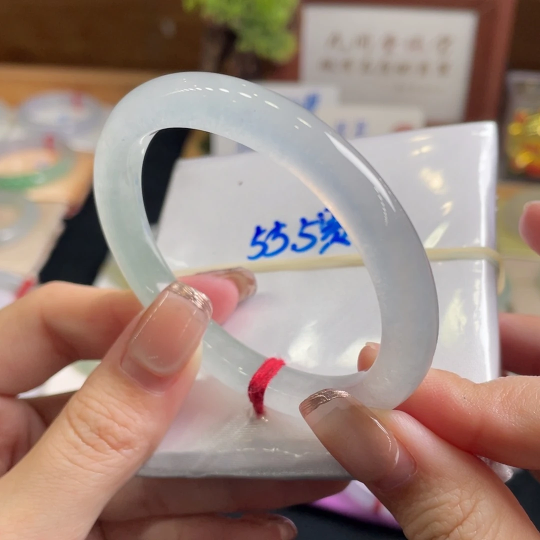 翡翠手镯未镶嵌55.2 贵妃