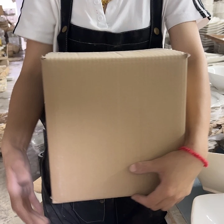 碟777 工厂库存微瑕产品