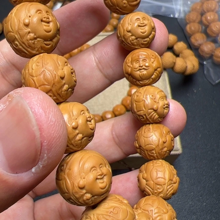 猴头核桃手串卡罗拉