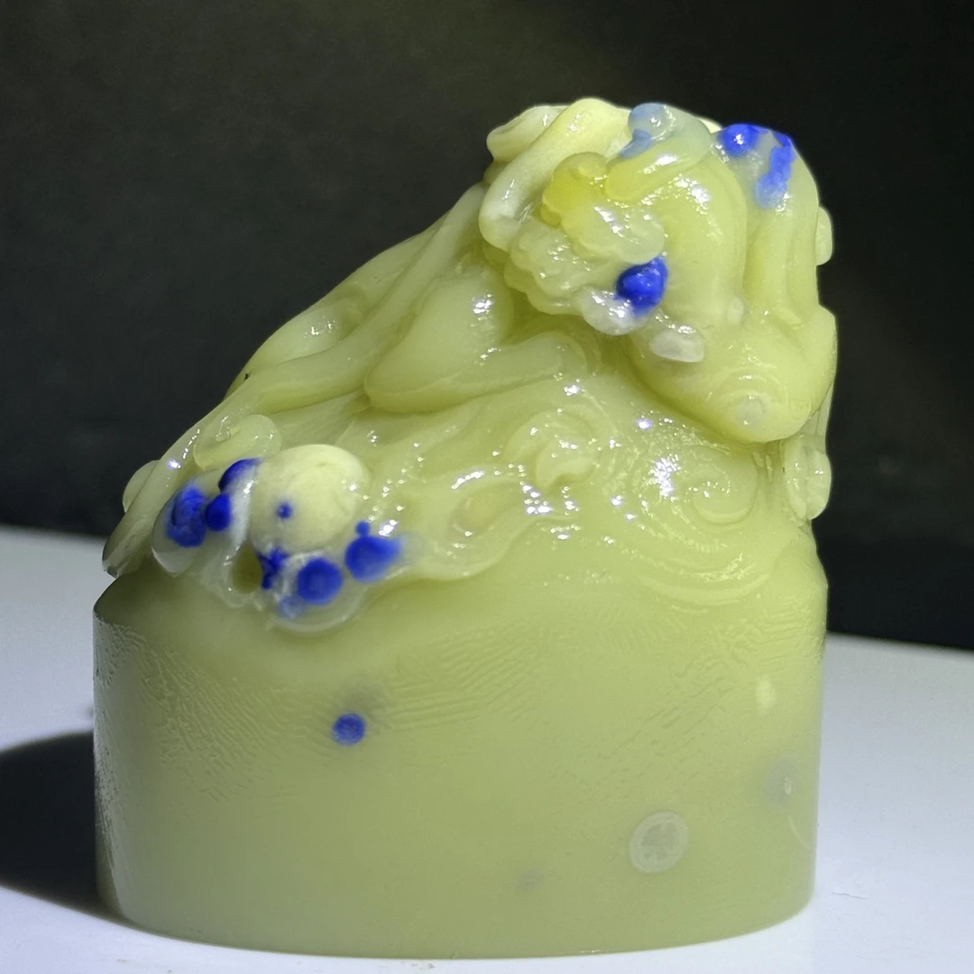 青田封门蓝星石雕龙钮