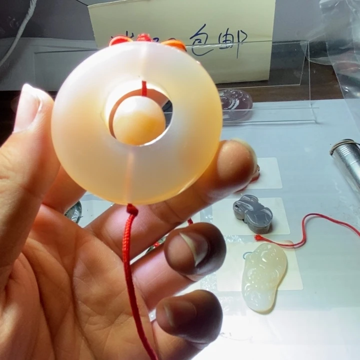 未镶嵌颈饰玛瑙/玉髓