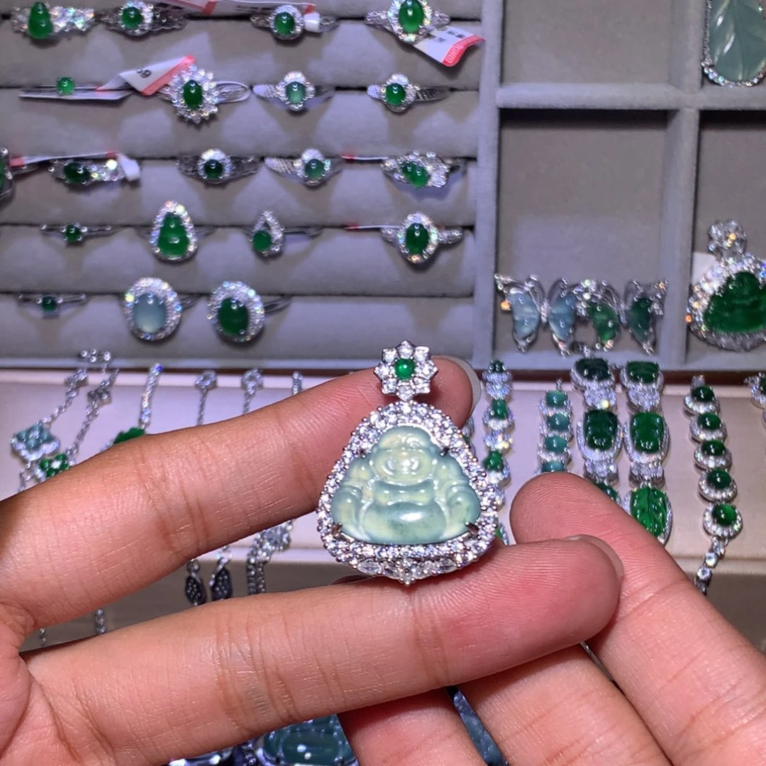 翡翠未镶嵌吊坠(不含链)