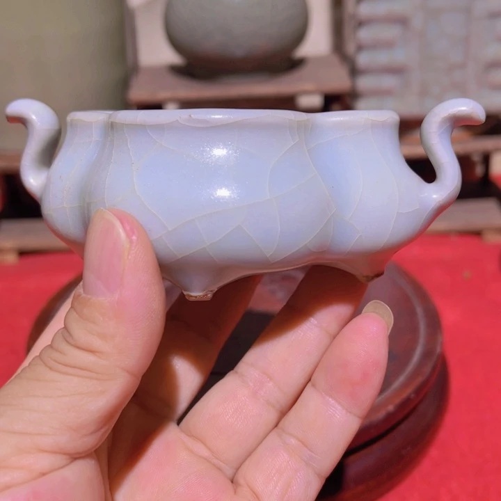 摆件龙泉窑炉东西完整