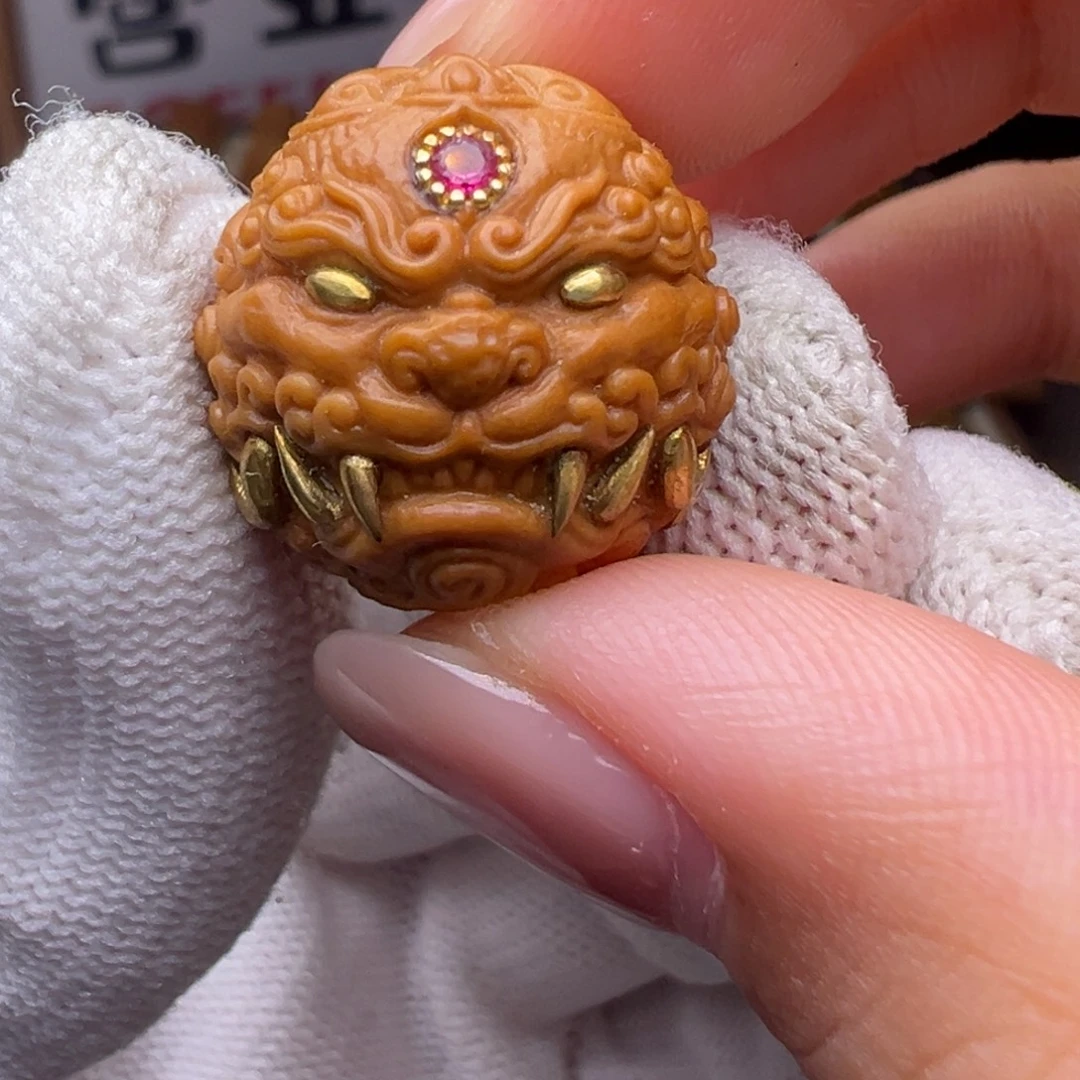 把件猴头核桃镶嵌款唐狮全品有正常封口线