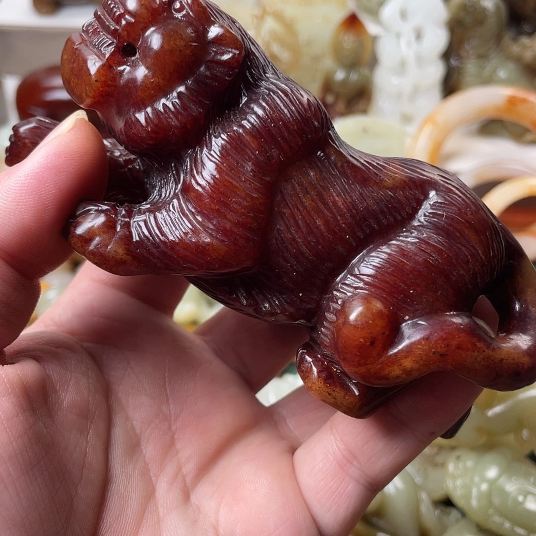 皇***勒和田玉未镶嵌颈饰