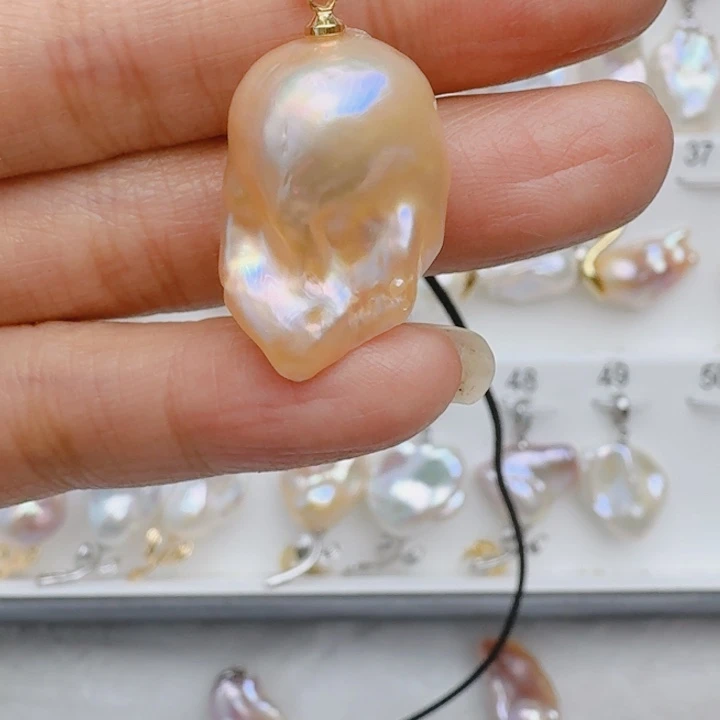 未镶嵌颈饰淡水珍珠