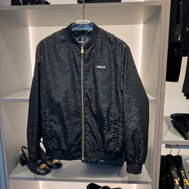 未使用 VERSACE/范思哲 俩周回国/男士回行纹印花外套【不加棉】