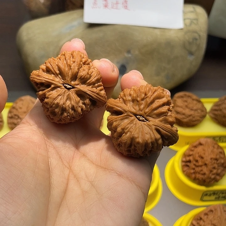 波***把件文玩核桃15号，42尺全品球疆