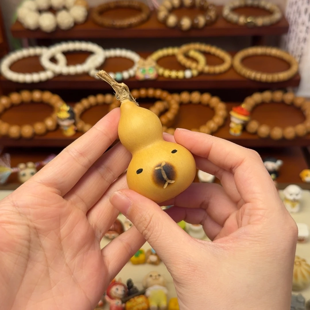 猴头核桃吊坠卡皮巴拉葫芦