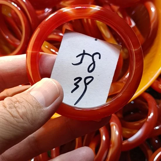 玛瑙/玉髓未镶嵌手镯