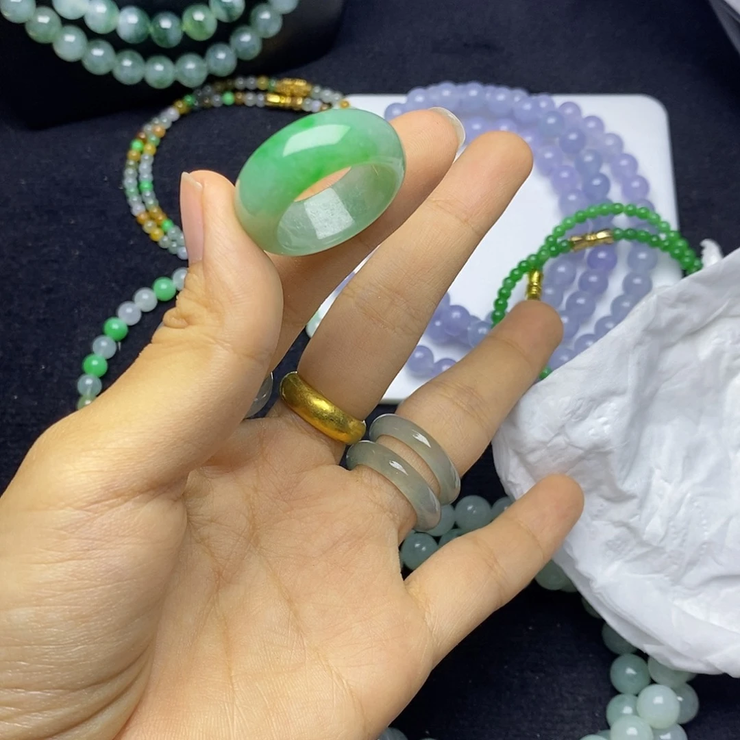 定制翡翠未镶嵌缅甸天然翡翠A货