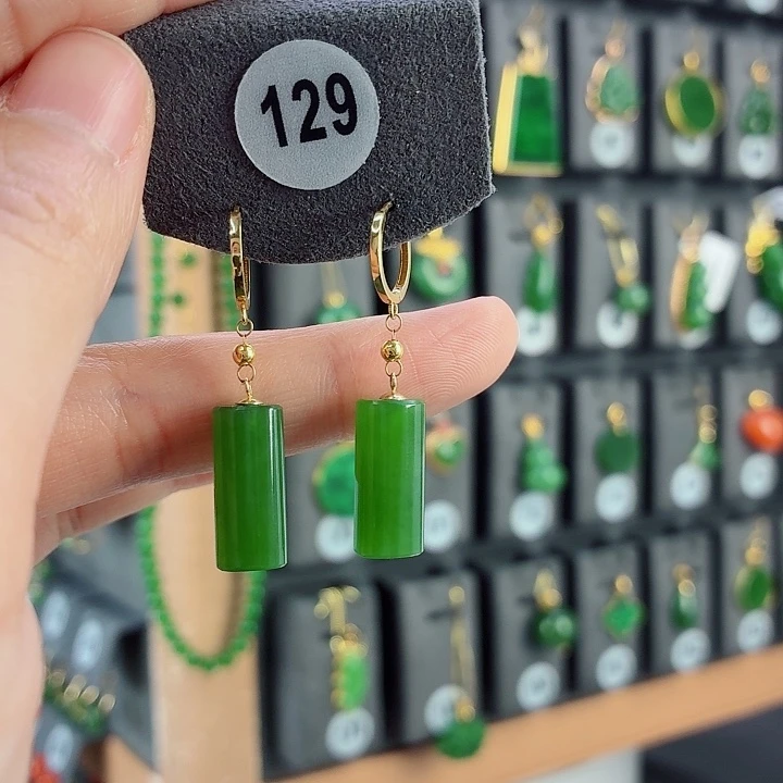 和田玉18K金镶嵌耳饰