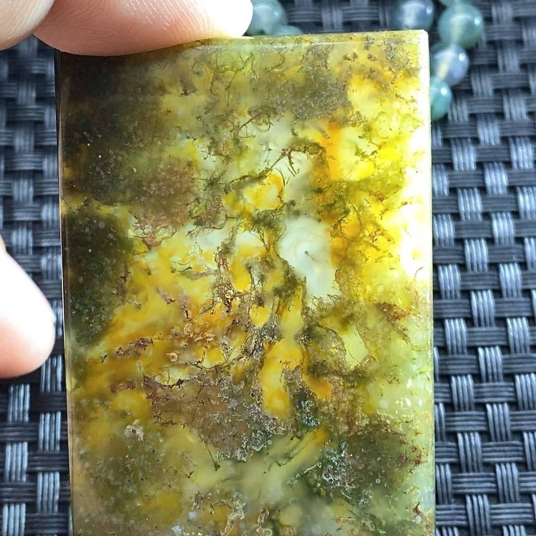 玛瑙/玉髓颈饰未镶嵌国*