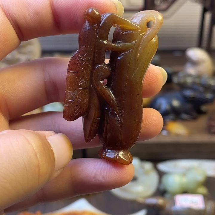 和田玉（糖玉）未镶嵌挂件