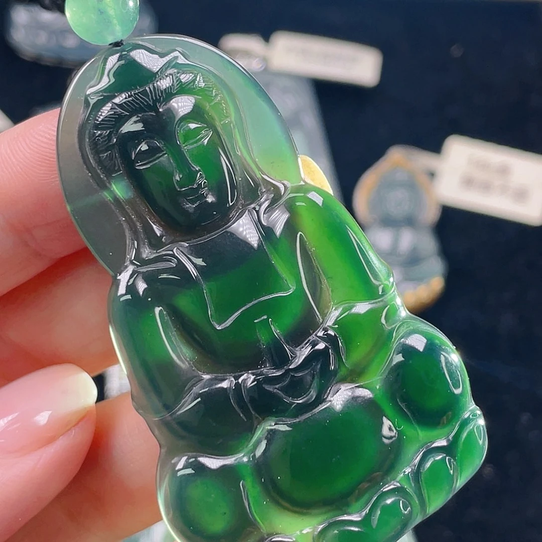 颈饰未镶嵌翡翠3，