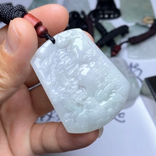 翡翠未镶嵌颈饰翡翠