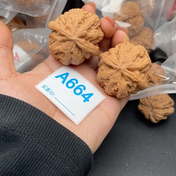 文玩核桃吊坠核桃