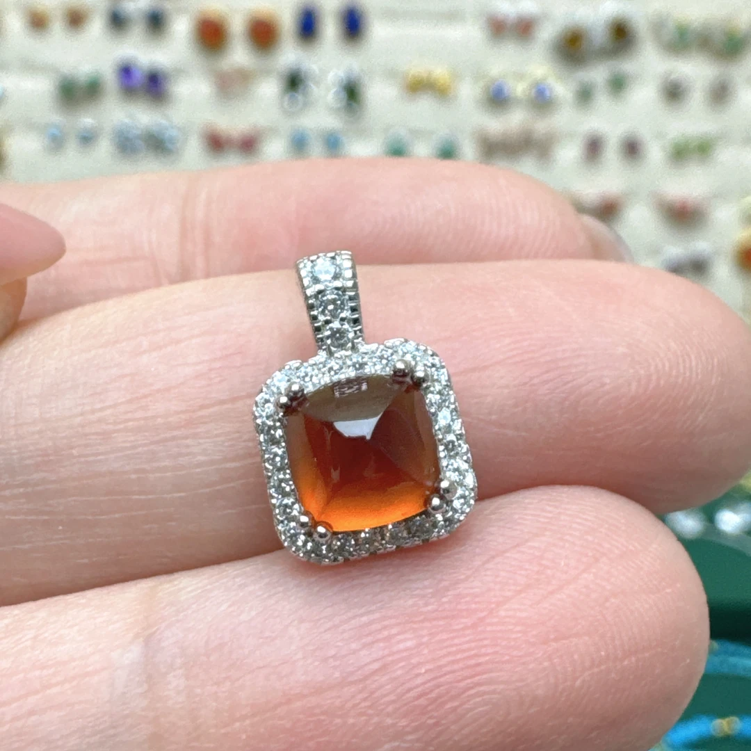 A石榴石吊坠(不含链)银S925镶嵌吊坠238