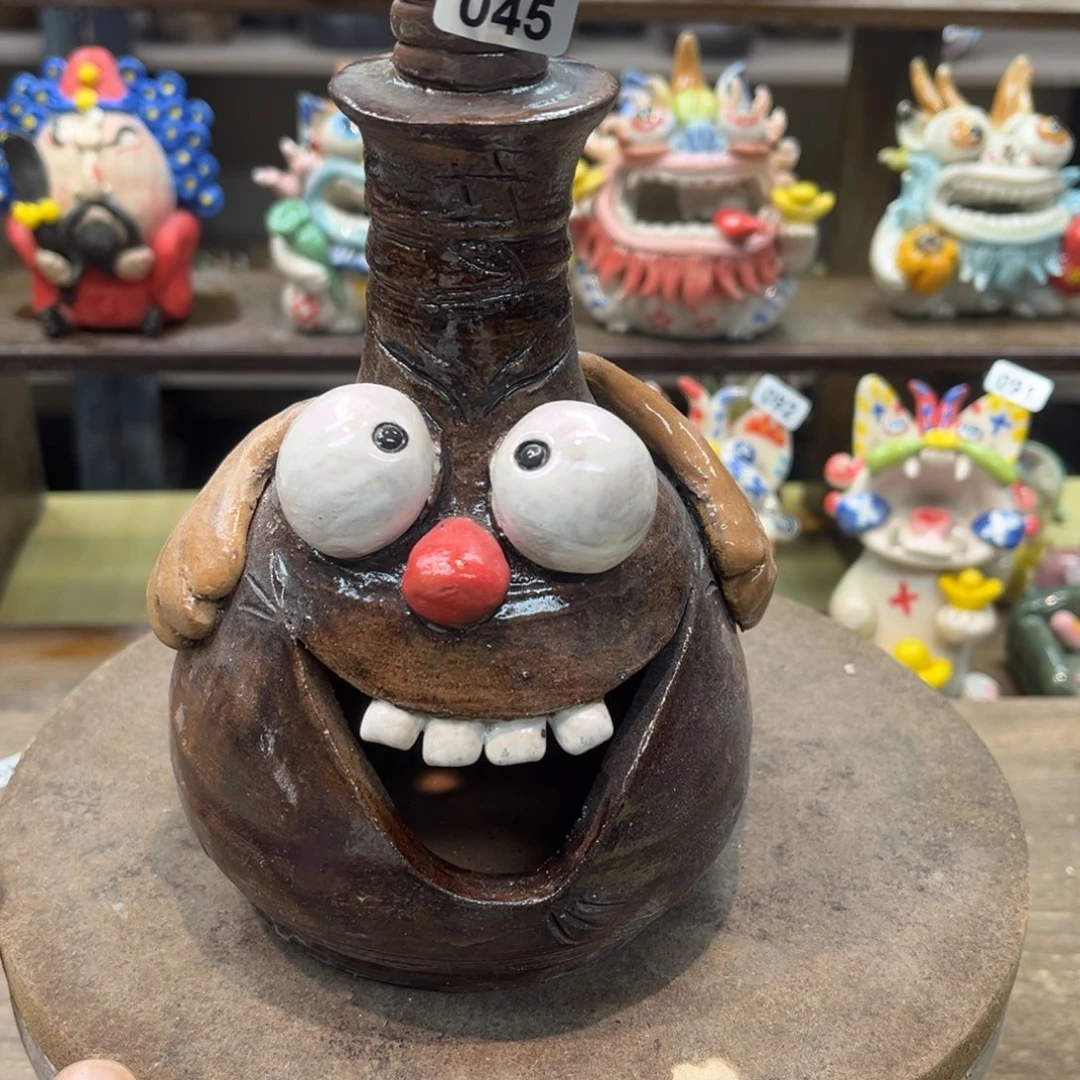 陶瓷纯手工抽象陶瓷摆件045