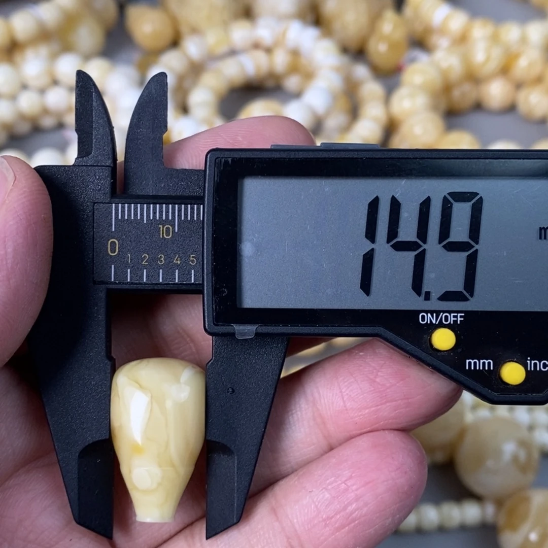 未镶嵌蜜蜡珠宝奇石3.2g