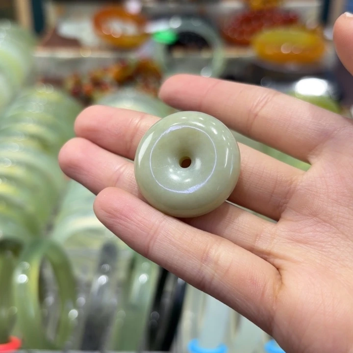 岫玉未镶嵌手镯天然