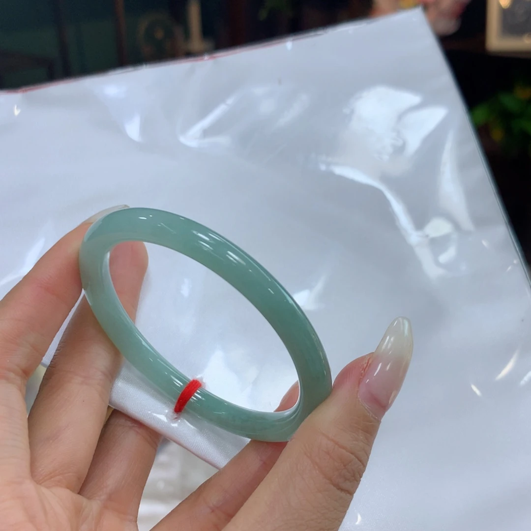 未镶嵌手镯翡翠翡翠